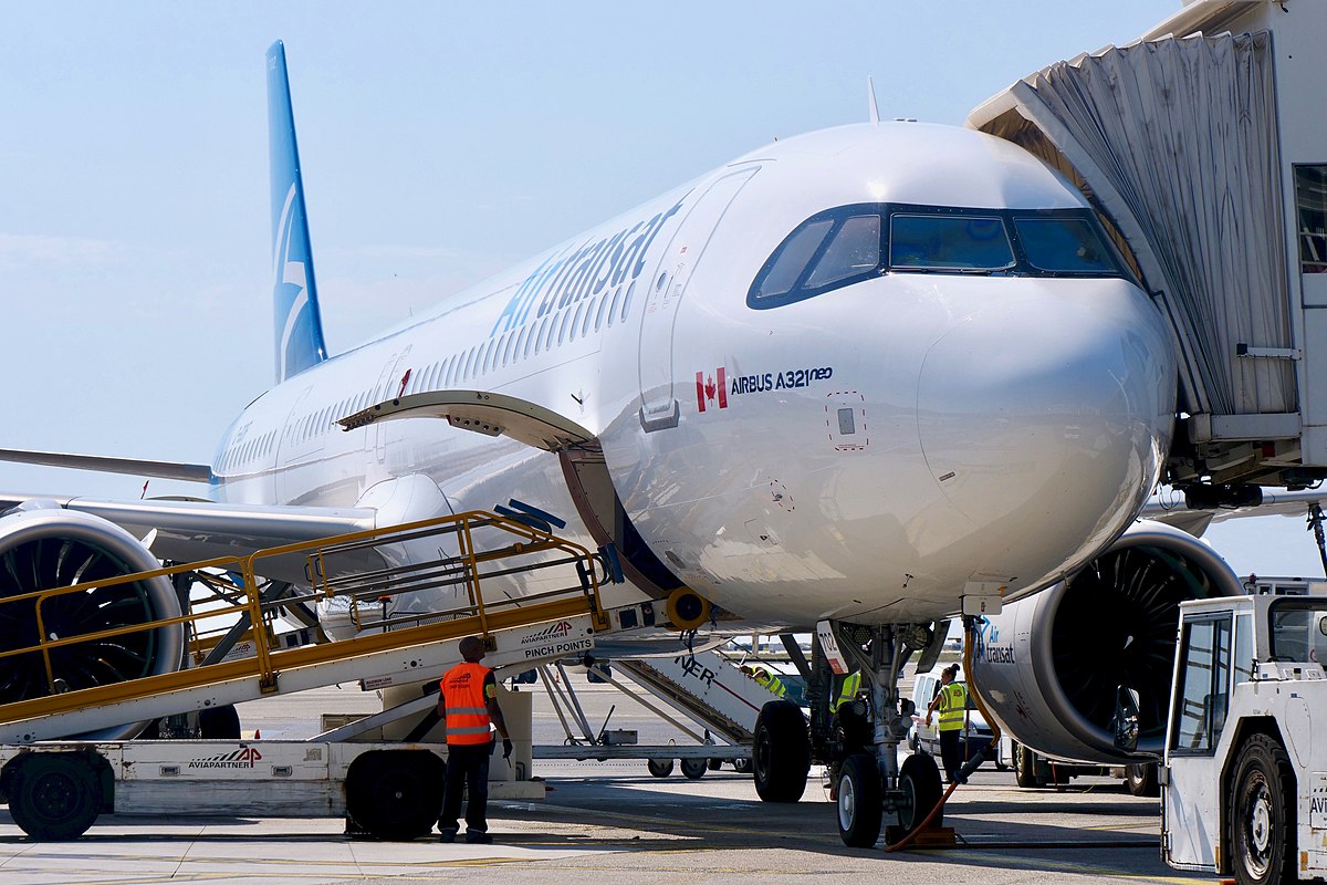Photo of Air Transat C-GOIF, Airbus A321-Neo