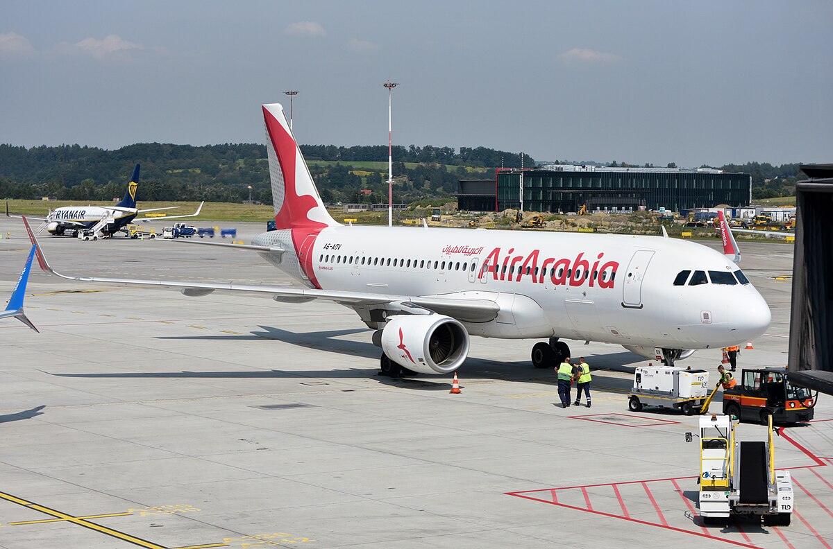 Photo of Air Arabia A6-AOV, Airbus A320