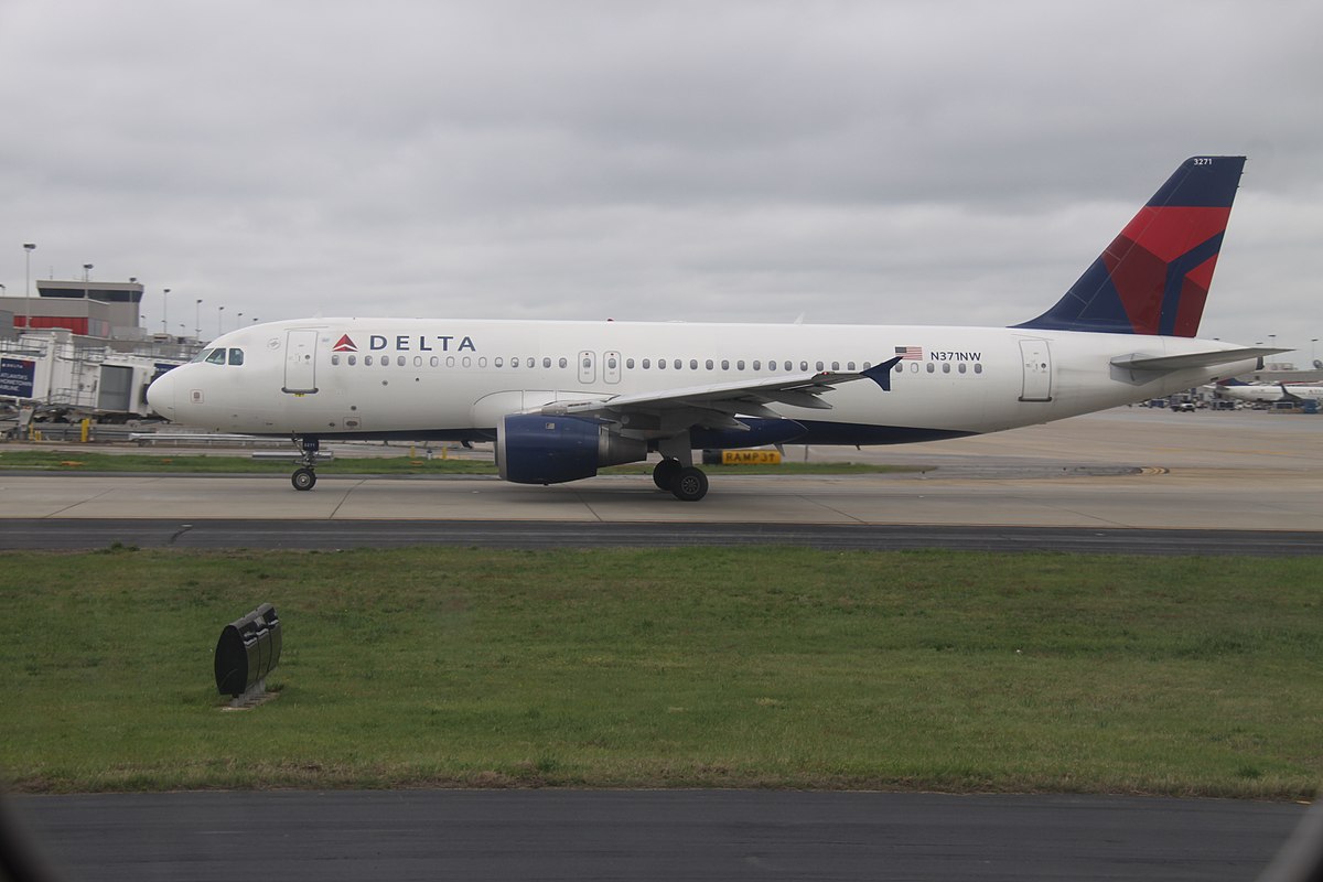 Photo of Delta Airlines N371NW, Airbus A320