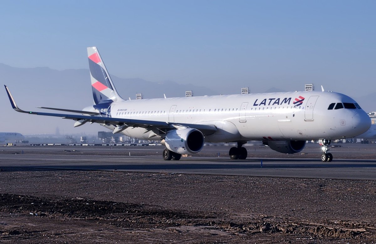 Photo of LATAM Airlines Chile CC-BEK, Airbus A321
