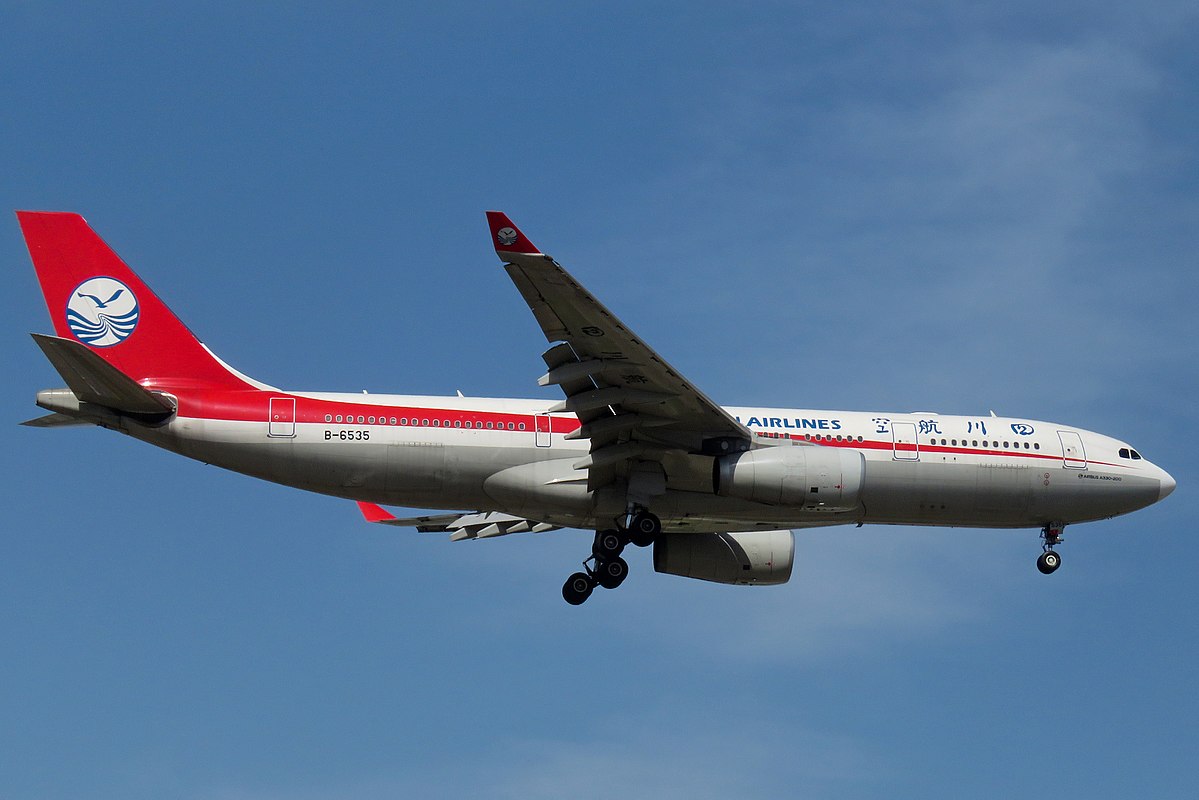 Photo of Sichuan Airlines B-6535, Airbus A330-200