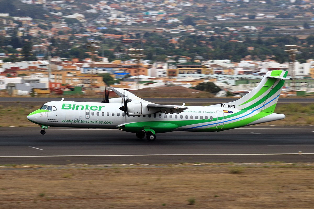 Photo of Binter Canarias EC-MNN, ATR ATR-72-200