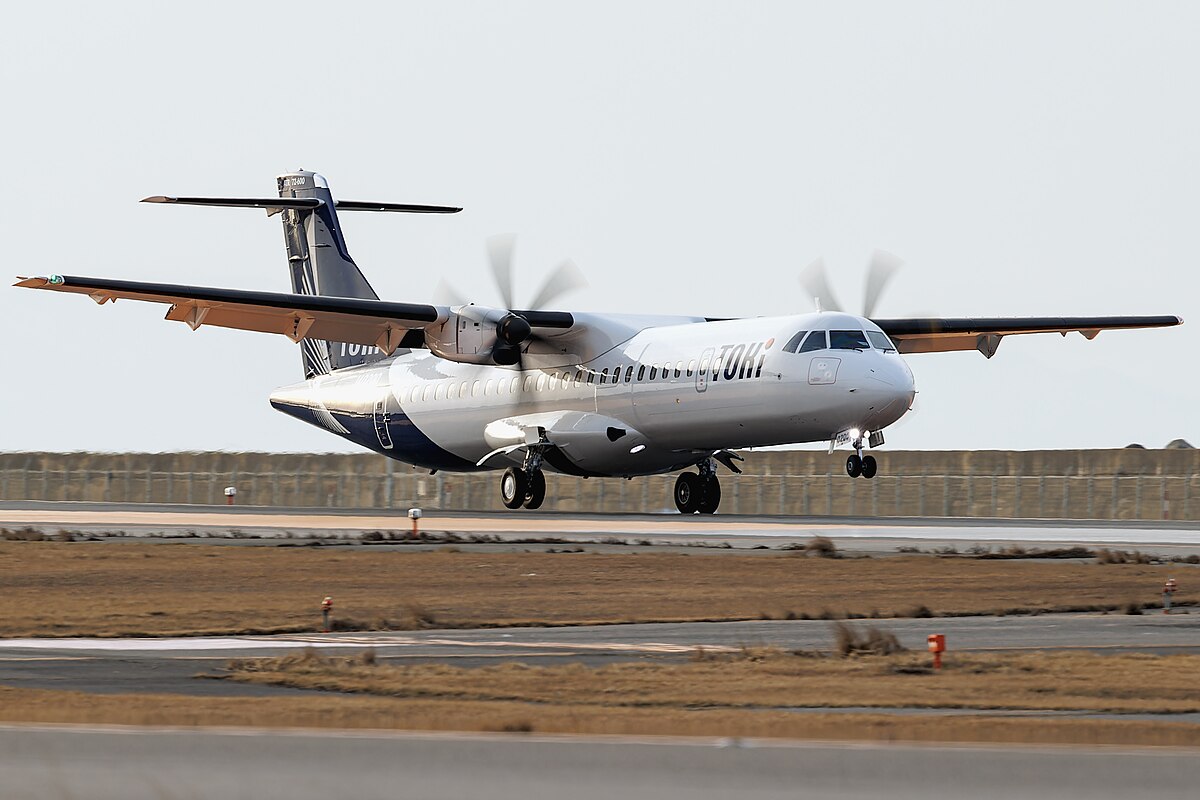 Photo of Toki Air JA02QQ, ATR ATR-72-200