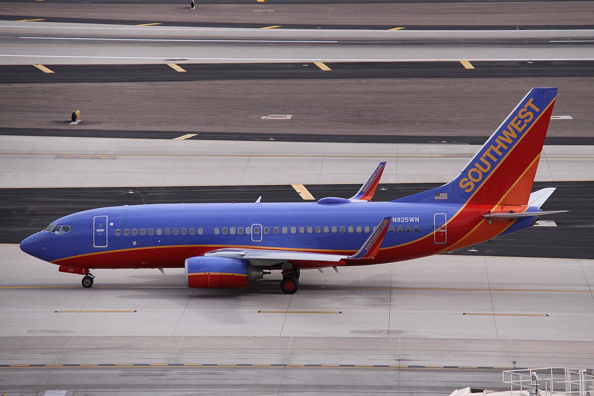 Photo of Southwest Airlines N925WN, Boeing 737-700