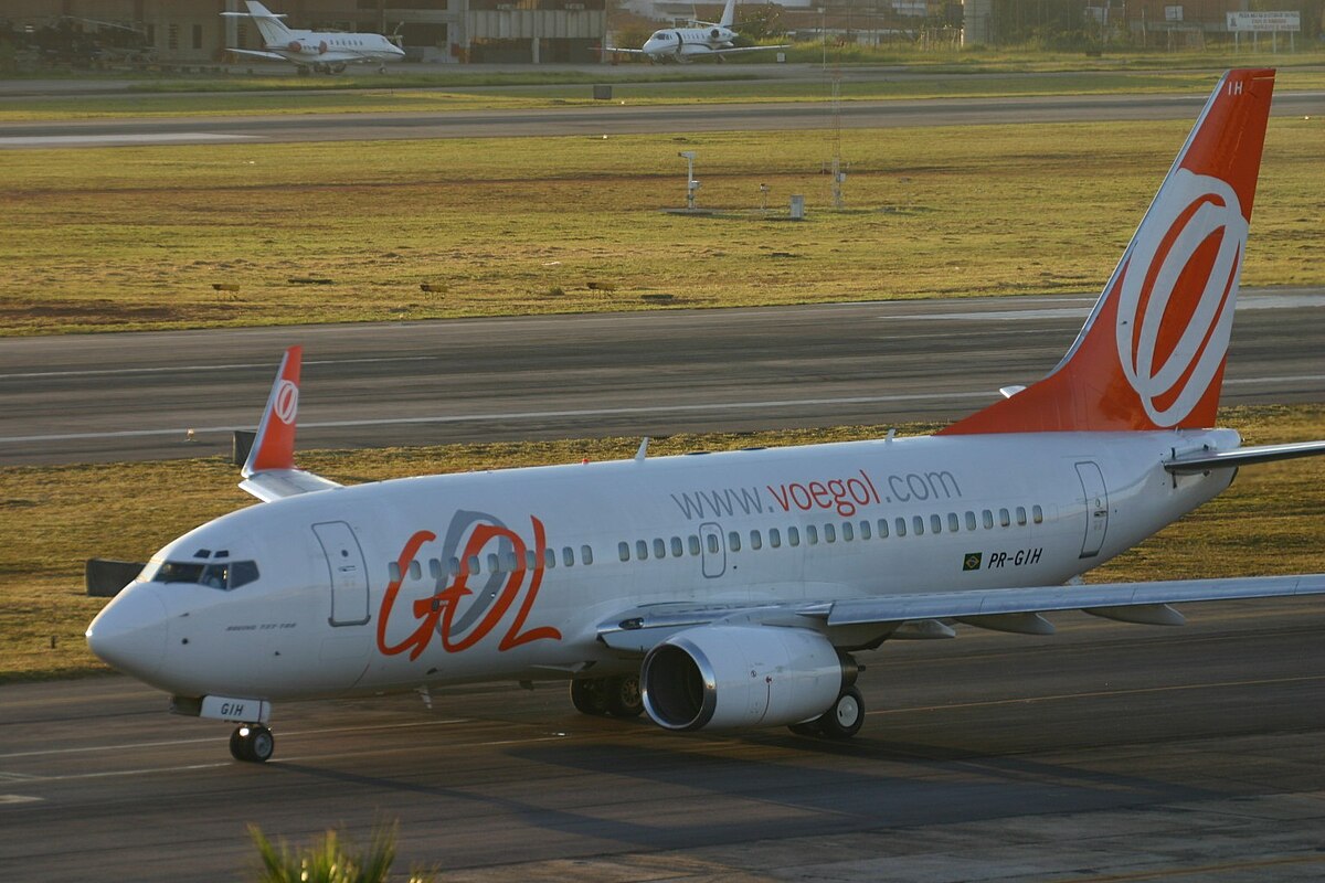 Photo of Gol Transportes Aereos PR-GIH, Boeing 737-700