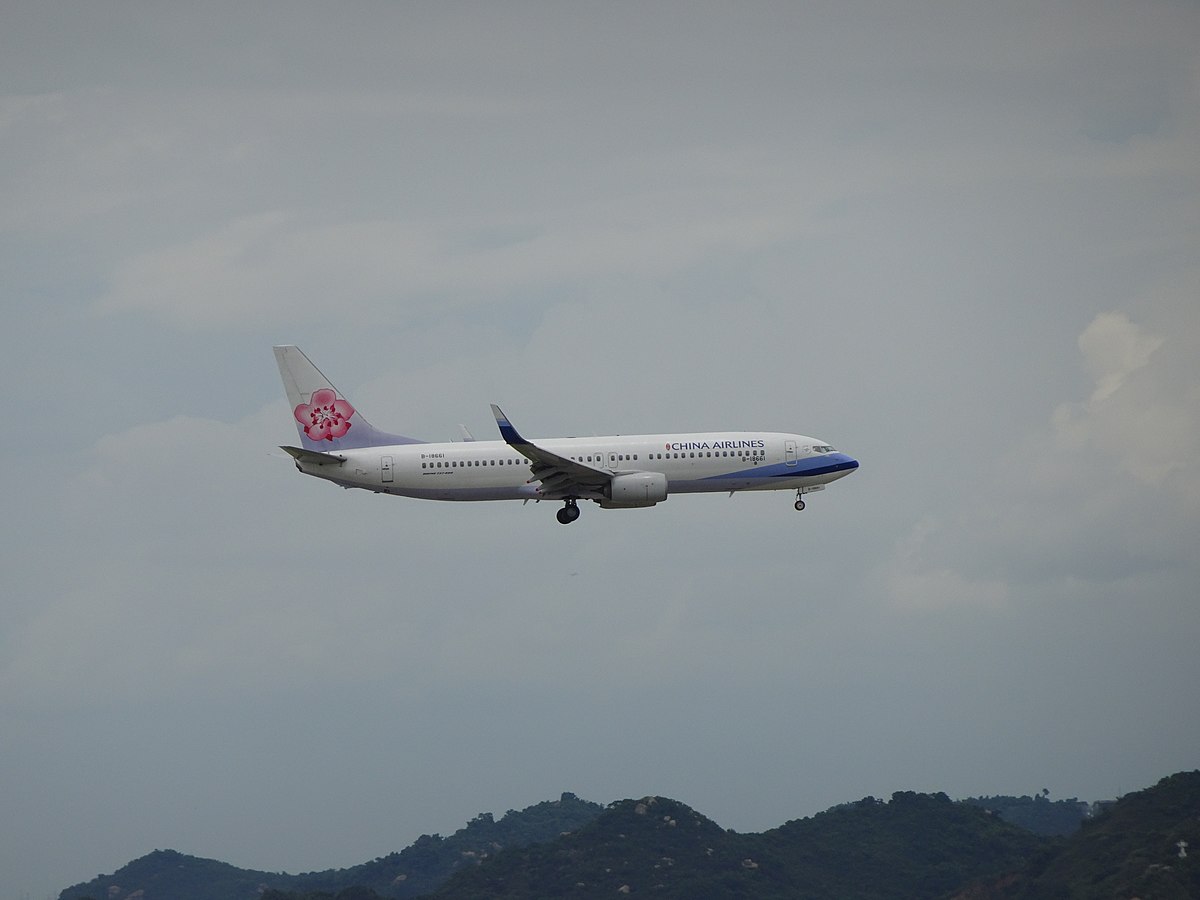 Photo of China Airlines B-18661, Boeing 737-800