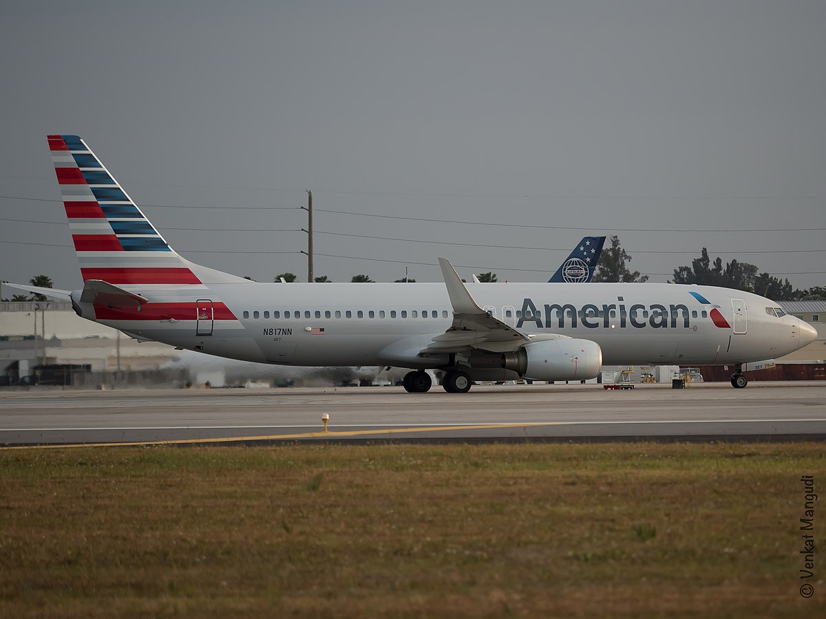 Photo of American Airlines N817NN, Boeing 737-800