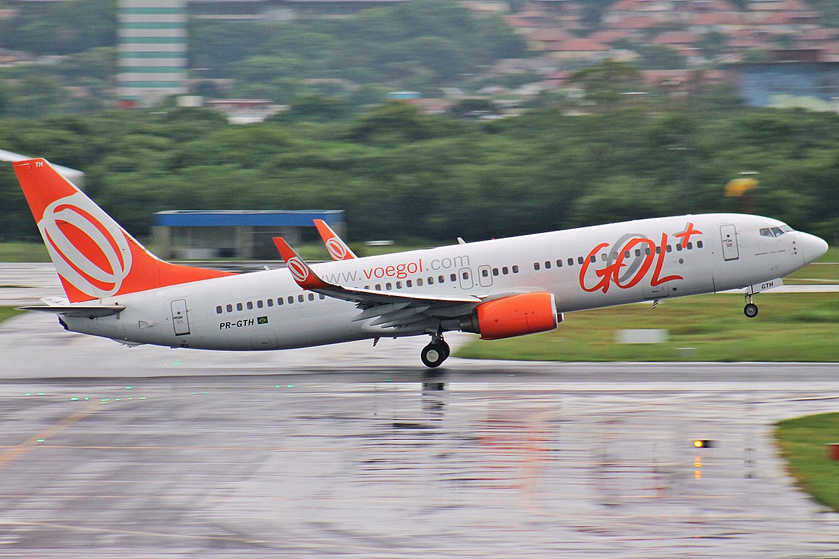 Photo of Gol Transportes Aereos PR-GTH, Boeing 737-800