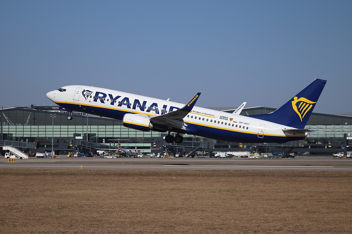 Photo of Buzz SP-RST, Boeing 737-800