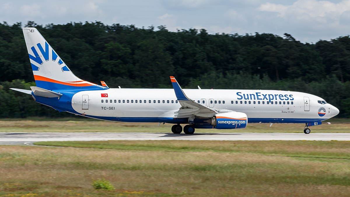 Photo of Sun Express TC-SEI, Boeing 737-800