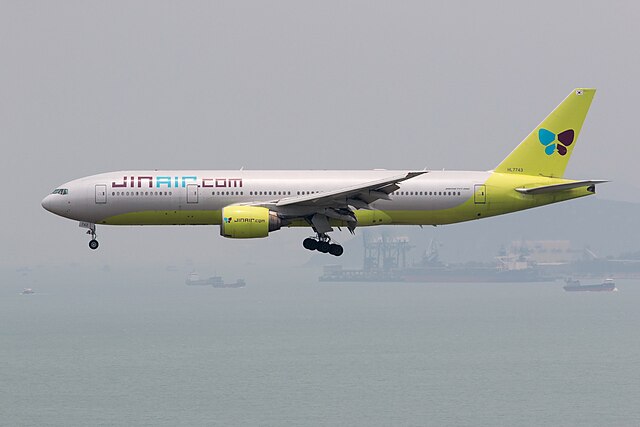Photo of Photo of Boeing 777-200