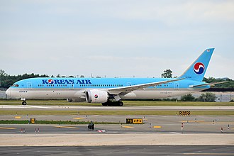 Photo of Korean Airlines HL7208, Boeing 787-9 Dreamliner