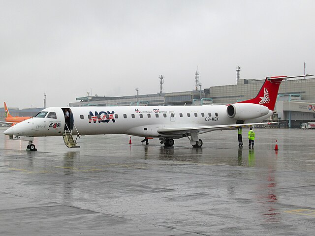 Photo of Photo of Embraer ERJ-145