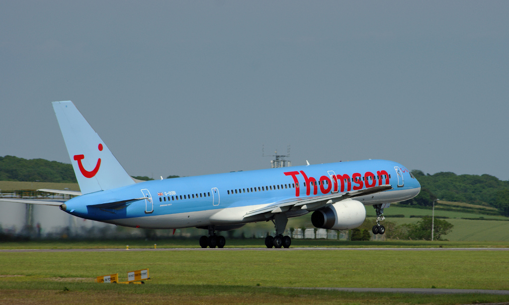 Image of Thomson B757-200 G-OOBI