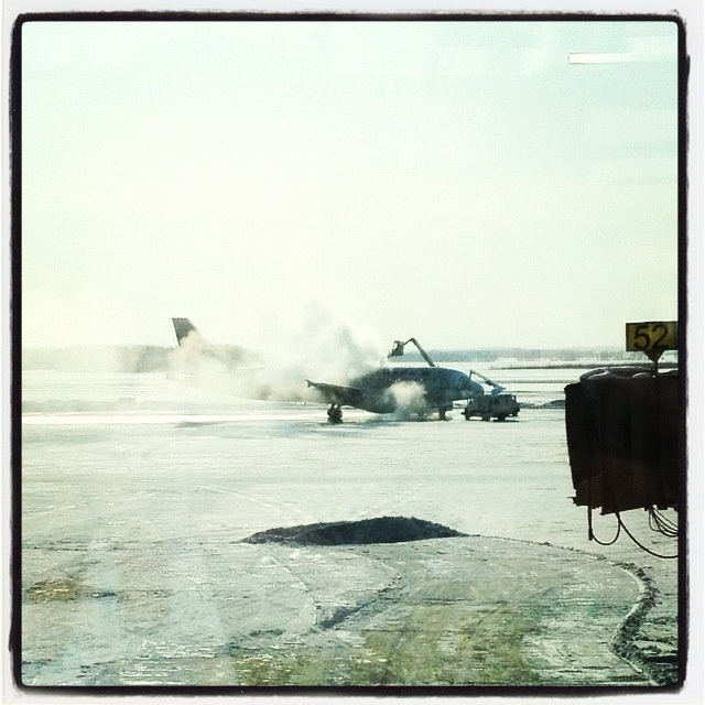 Image of Edmonton Int'l Airport (YEG)
