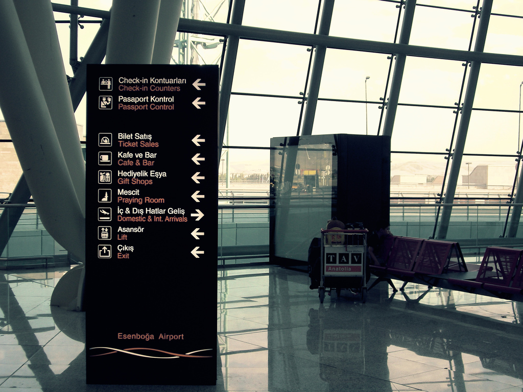 Image of airport signs ankara airport >IMGP2779