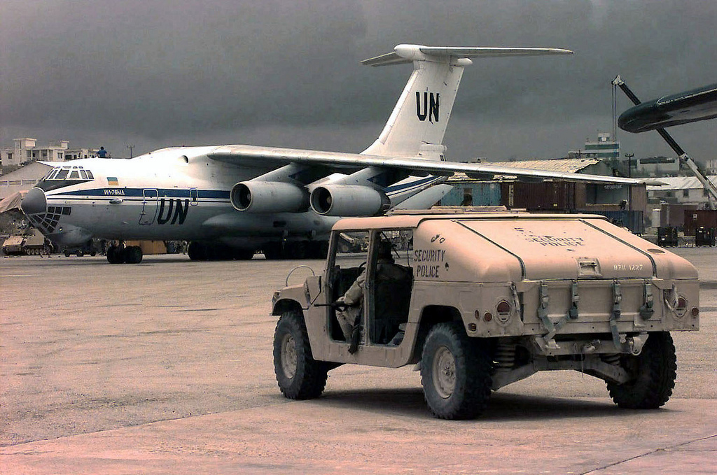 Image of U.S. Forces in Somalia - Department of Defense Joint Combat Camera Center DD-SD-00-01062