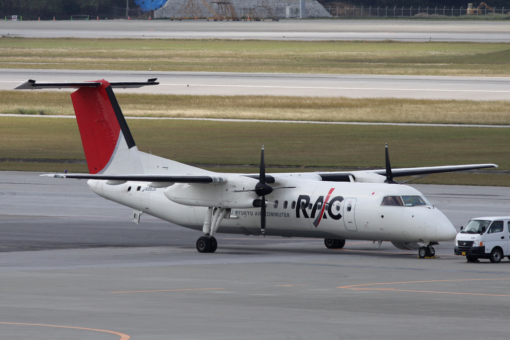 Image of RAC Bombardier DHC8-Q300(JA8936)