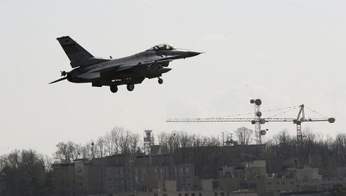 Image of US Air Force F-16 fighter jet prepares to land on a runway during a military exercise at the Osan US Air Base in Osan, South Korea on April 10, 2013. Taiwan said on Monday, May 6, 2013 that it needs fighter jets which are more advanced than the upgraded F