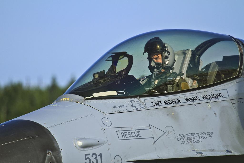 Image of 110711-Z-NI803-003